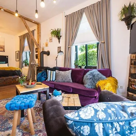 Boutique Benz I-iii Apartment *